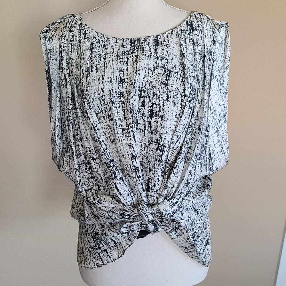 Anthropologie J/J by Julie Haus Abstract Blouse XS